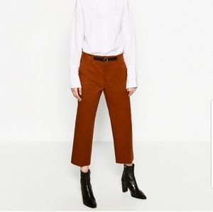 Front buckle trousers by Zara